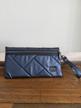 lug  Sway Zip Pouch Metallic Navy